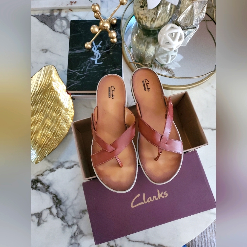 Clarks sandals (gently worn)